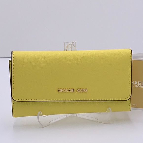MICHAEL KORS JET SET TRAVEL LARGE TRIFOLD WALLET SUNSHINE COLOR - Picture 4 of 16